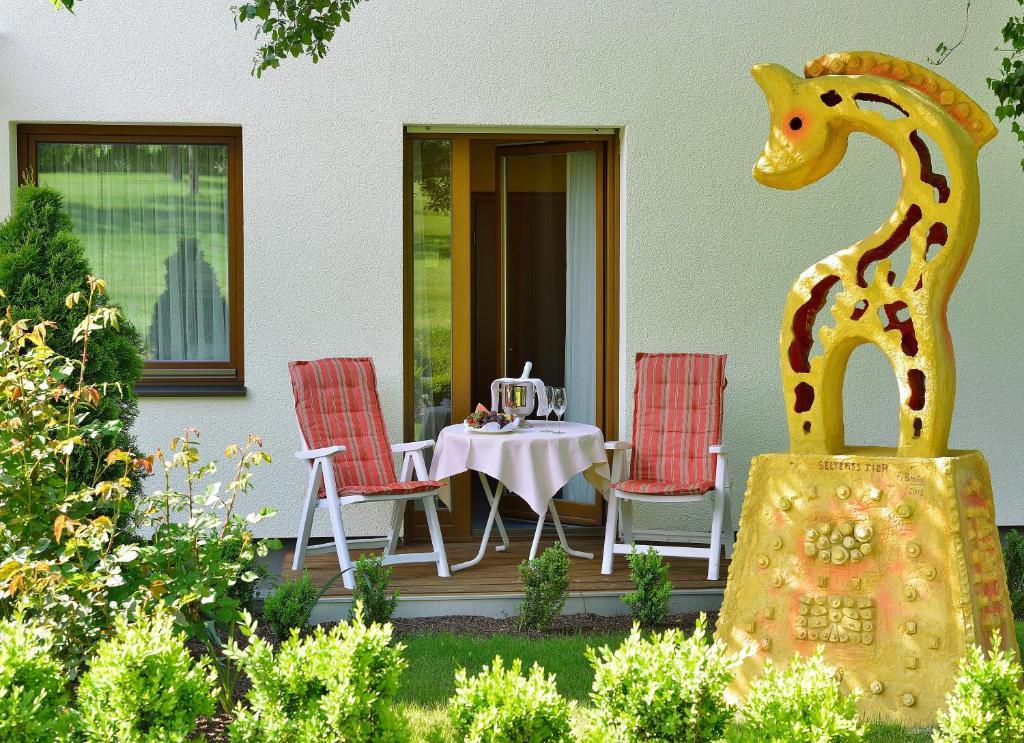 Hotel Schmitt Garni Monchberg  Exterior photo
